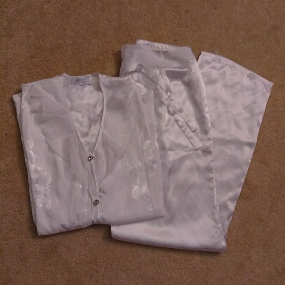 Buse Collection night set - Picture 1 of 1